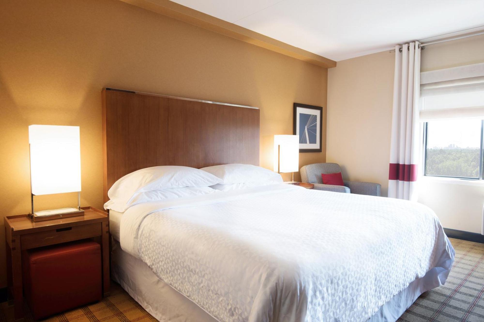 Four Points By Sheraton Winnipeg South Exterior foto